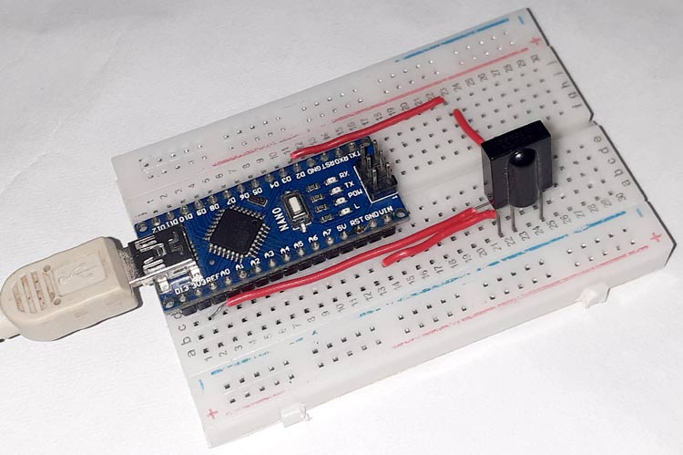 IR Remote Decoder using Arduino