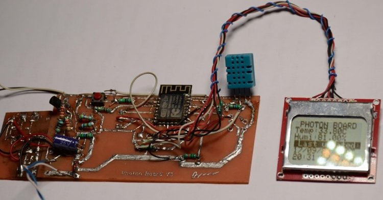 solar powered photon iot board working