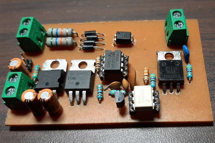 AC Phase Angle Control Circuit