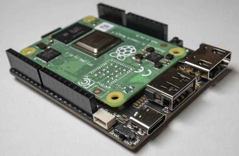 Piunora Raspberry Pi Compute Module 4 