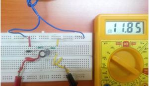 Half Wave Rectifier Circuit on Breadboard